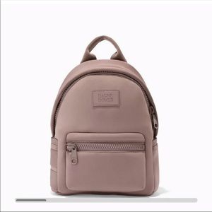 Dagne Dover Dakota backpack small in Dune